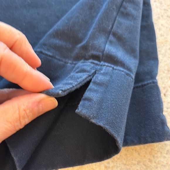 Vineyard Vines women’s Chino capris- Red, Blue, Black, Coral - Picture 3 of 15